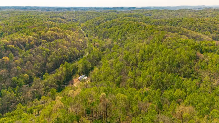 600 Leath Chapel Rd, Bethpage, TN 37022 - #2