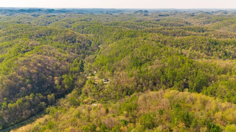 600 Leath Chapel Rd, Bethpage, TN 37022 - #3