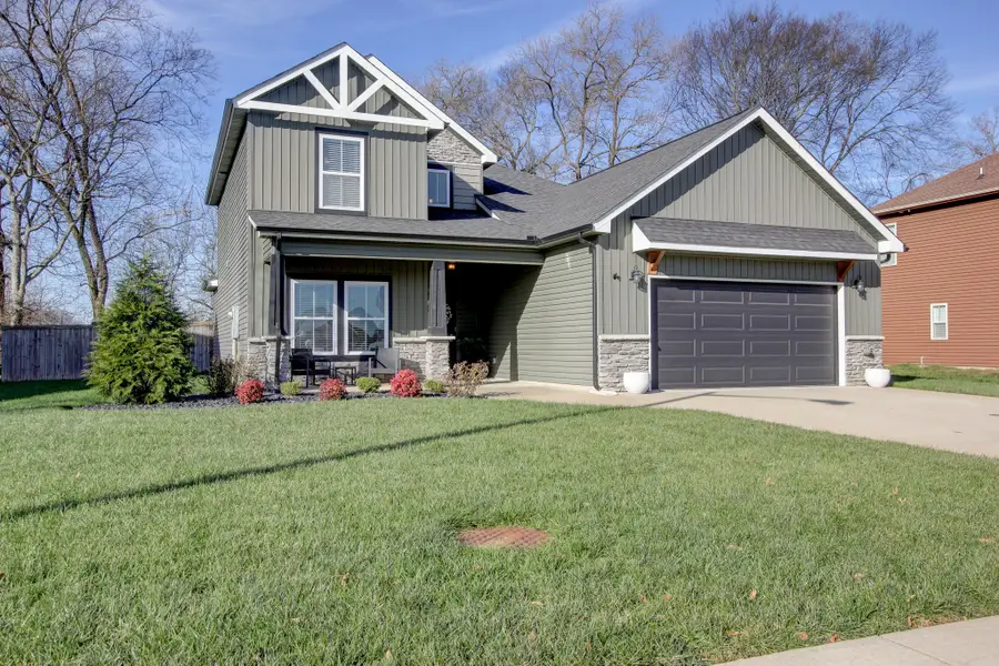 1004 Michaela Cir, Clarksville, TN 37043 - Image #2