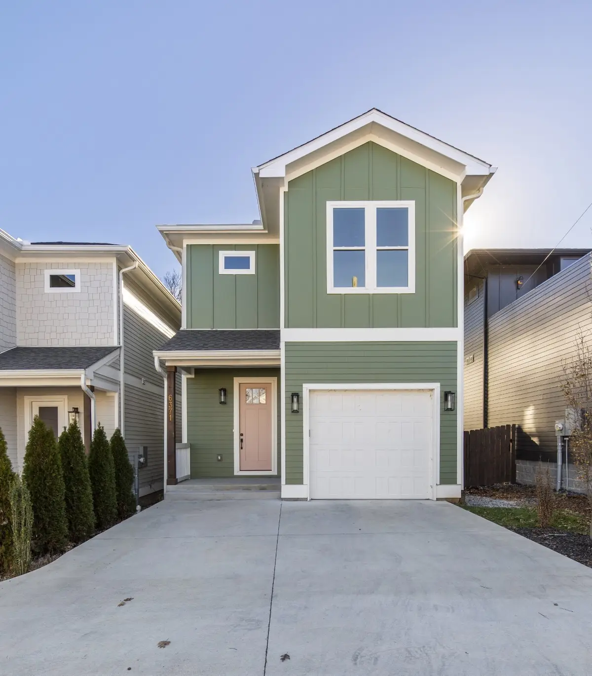 6371 Alamo Pl, Nashville, TN 37209 - Image #1