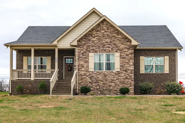 202 Hollow Tree Cir, Castalian Springs, TN 37031