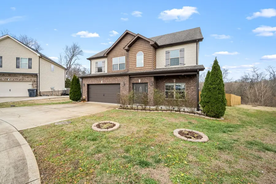 940 Smoots Dr, Clarksville, TN 37042 - #2