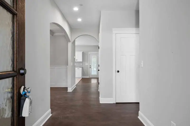 373 Young Lane, Pleasant View, TN 37146 - Image #3