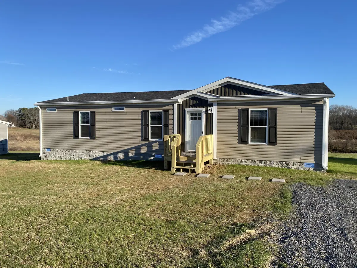 1690 Gamaliel Rd, Red Boiling Springs, TN 37150 - Image #1