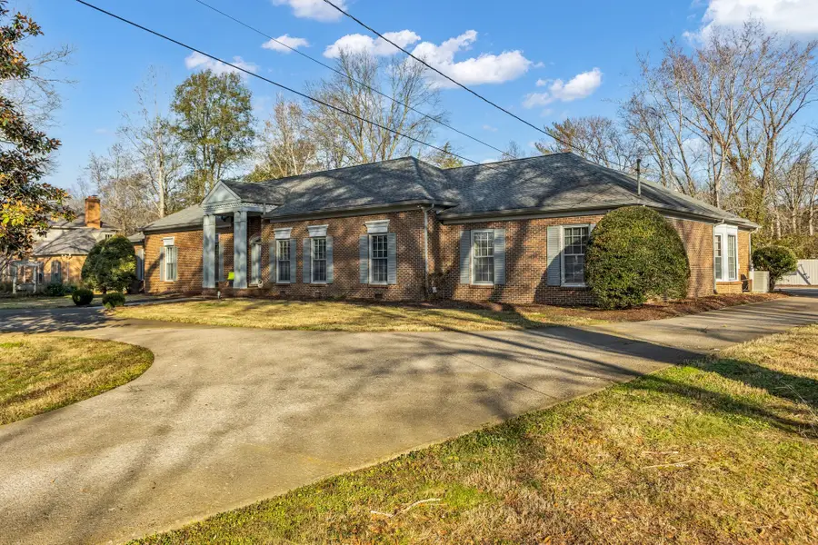 2418 Mcintyre Ct, Franklin, TN 37069 - Image #2