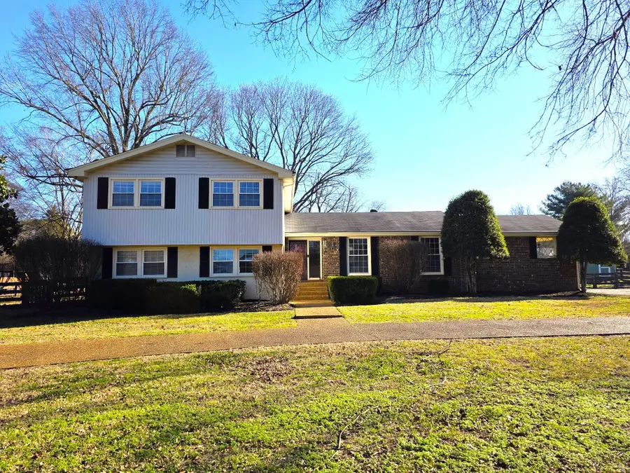 5016 Twin Lakes Dr, Old Hickory, TN 37138 - Image #3