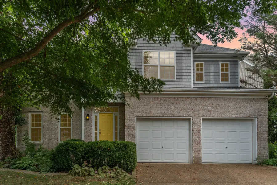 3027 Farmville Cir, Spring Hill, TN 37174 - Image #2