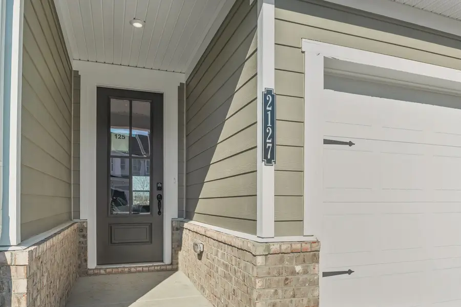 2127 Cheltenham Place, Columbia, TN 38401 - Image #2