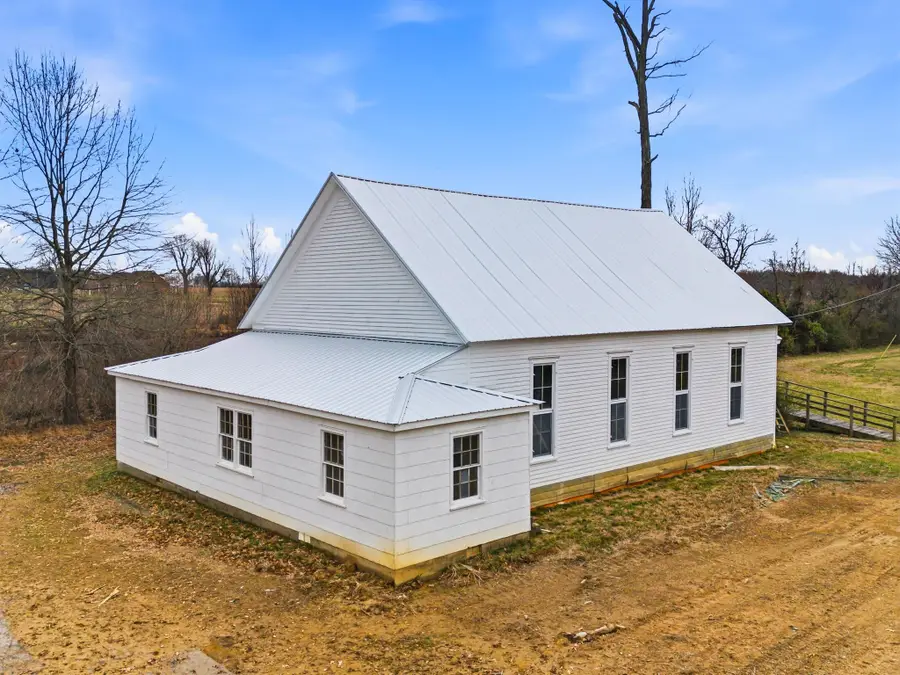 5918 Lakeview Rd, Springfield, TN 37172 - Image #3