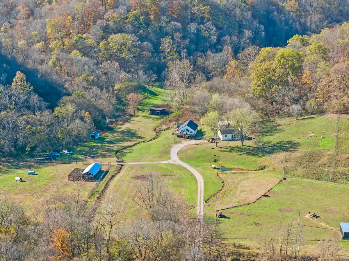1277 Campbellsville Pike, Lynnville, TN 38472 - Image #1