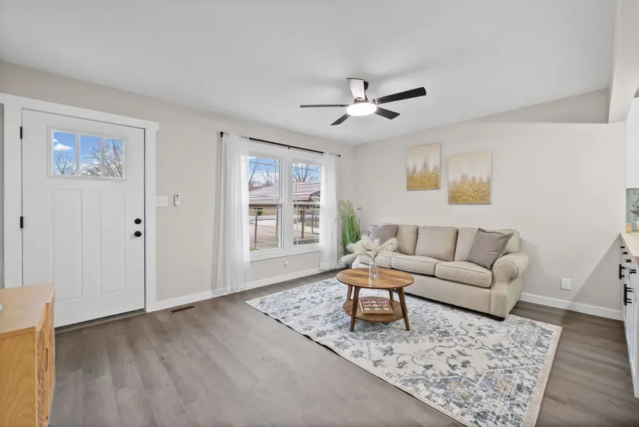 513 Yvonne Dr, Clarksville, TN 37042 - #3