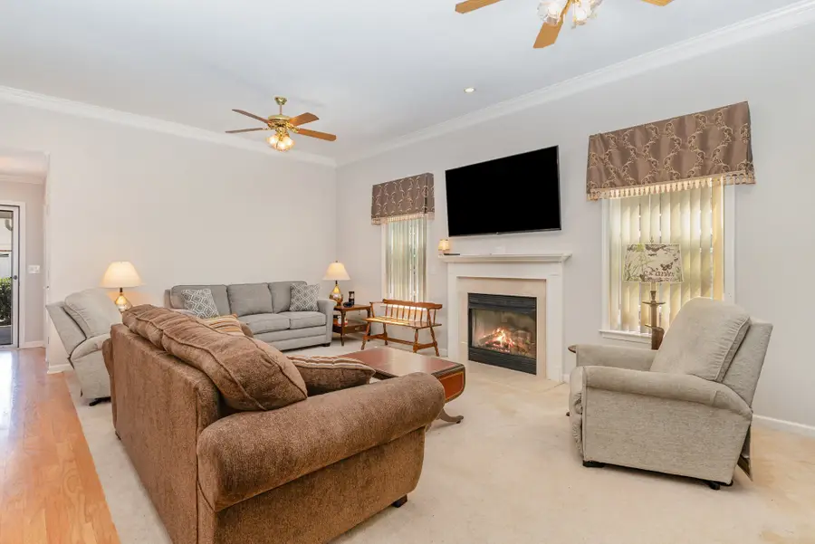 646 Forest Glen Cir, Murfreesboro, TN 37128 - Image #3