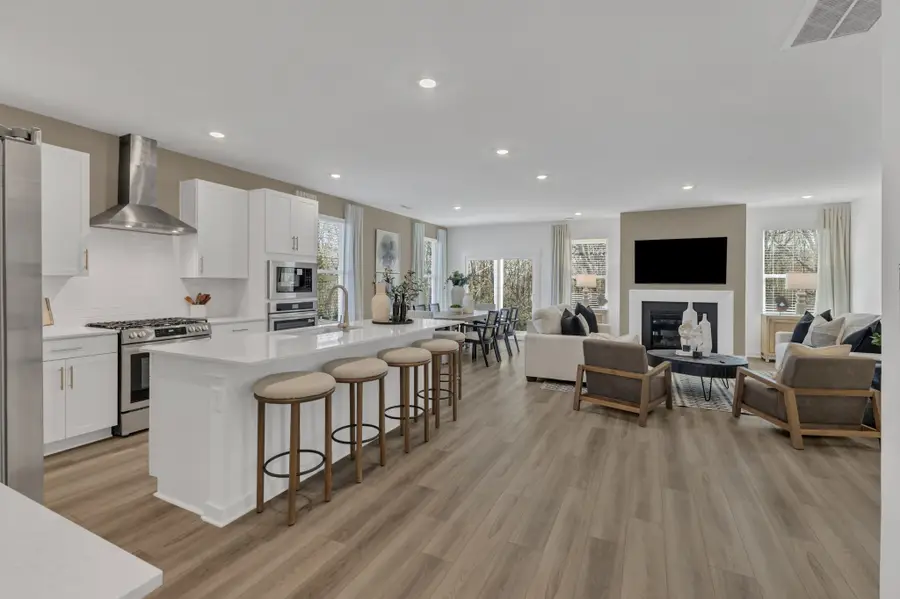 537 Sugarberry Court, Clarksville, TN 37043 - Image #3