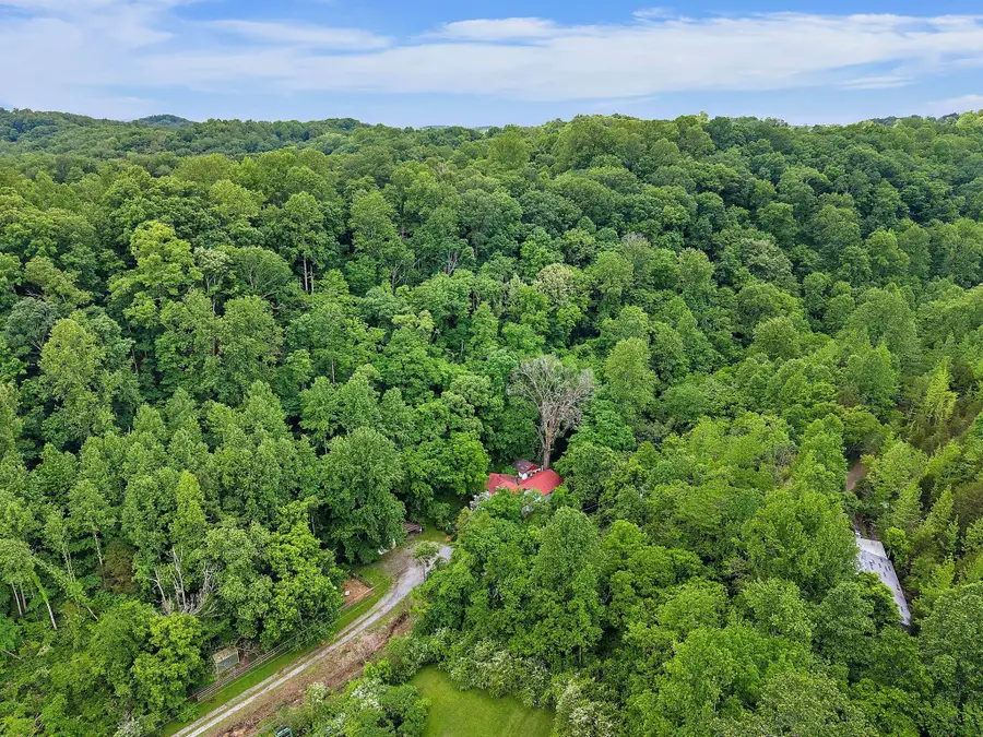 5169 Eatons Creek Rd, Nashville, TN 37218 - Image #3