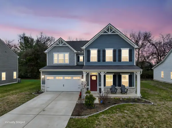 2110 Hideaway Ln, Murfreesboro, TN 37128