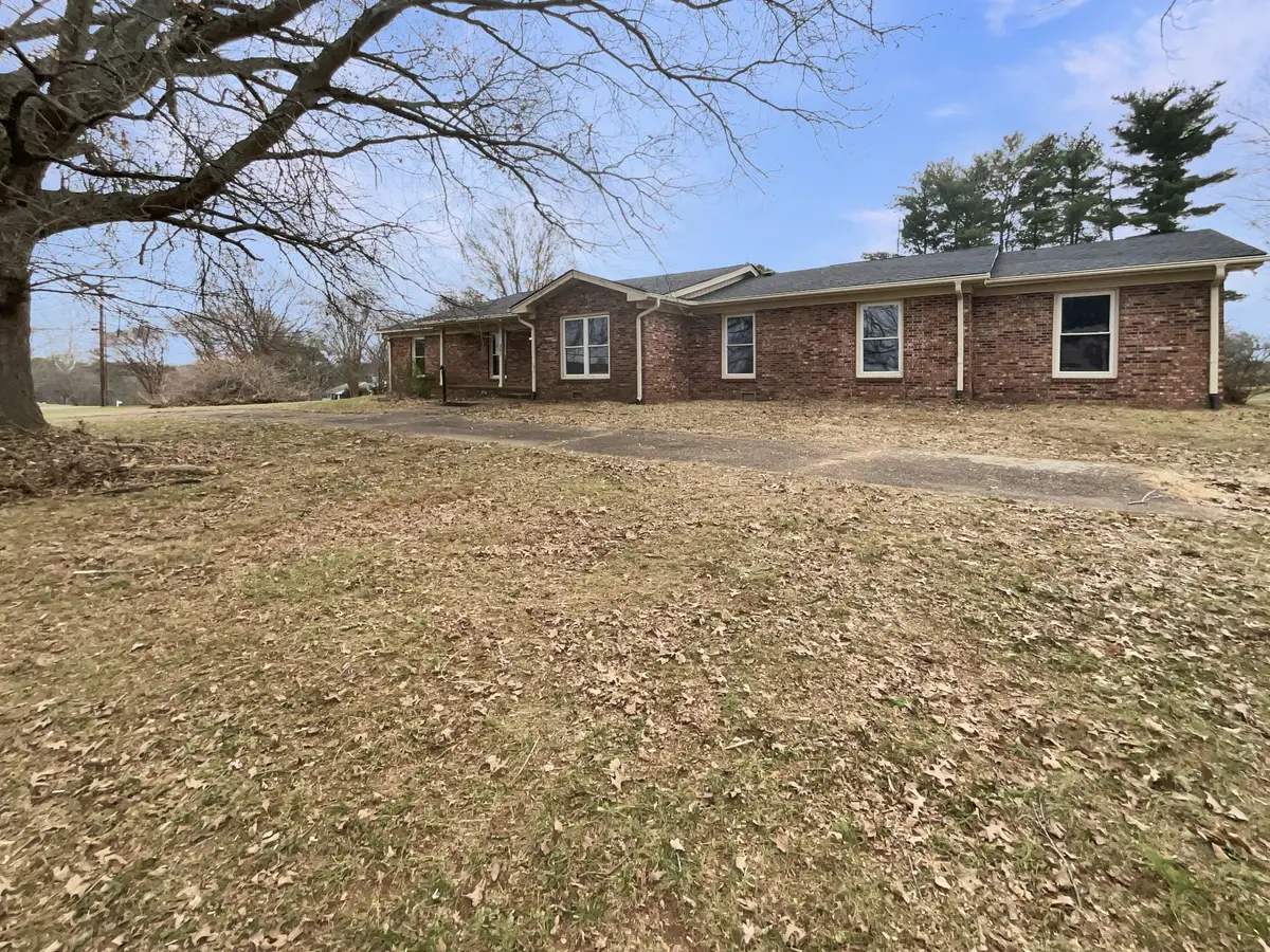 301 Tanglewood Dr, Mount Juliet, TN 37122 - Image #1