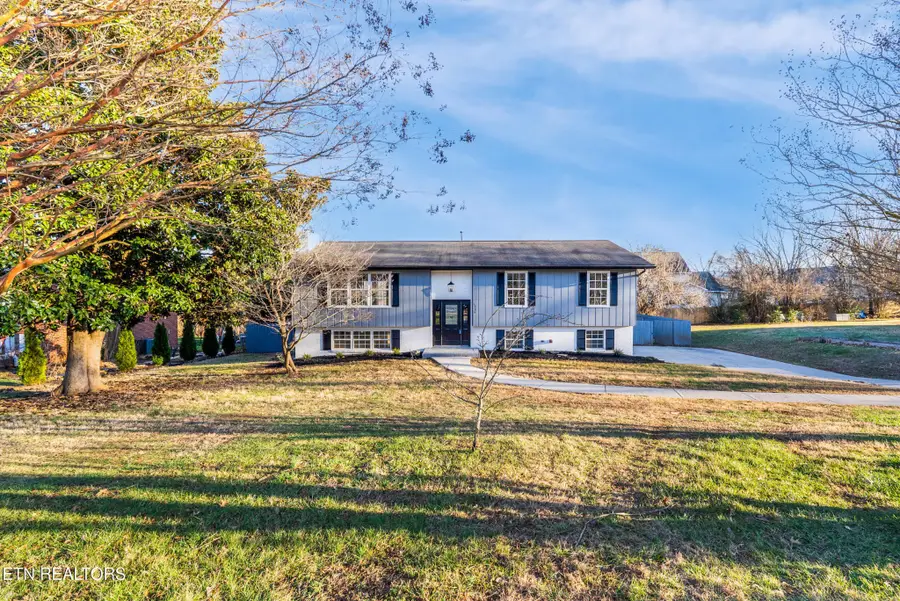 1726 Scenic Drive, Maryville, TN 37803 - Image #2