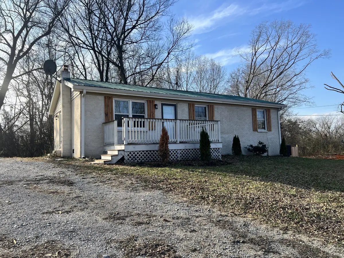 811 Southside Dr, McMinnville, TN 37110 - Image #1