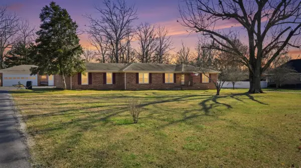 509 Twelve Oaks Rd, Tullahoma, TN 37388