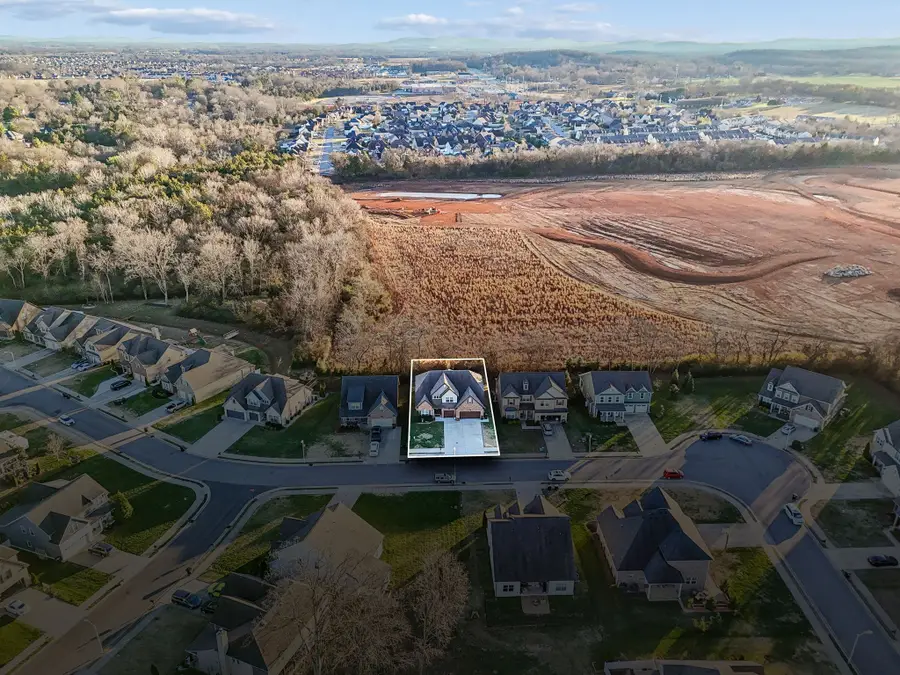 4818 Saint Ives Dr, Murfreesboro, TN 37128 - Image #2