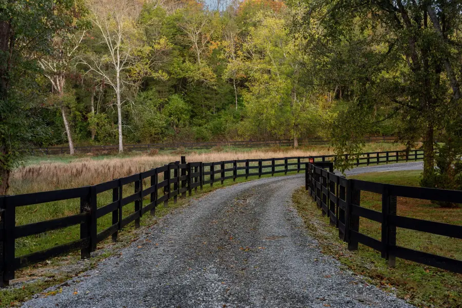 2060 Old Hillsboro Rd, Franklin, TN 37064 - Image #2