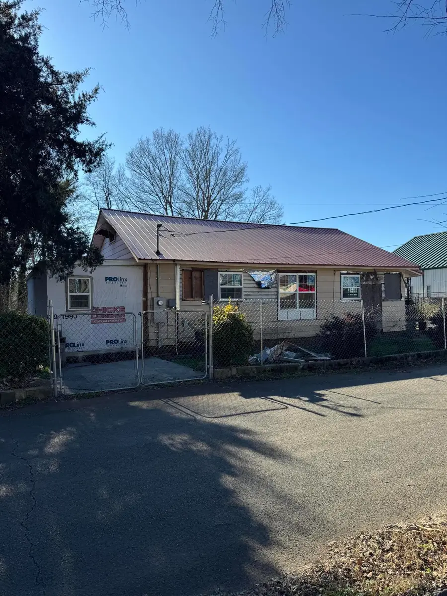 380 4th Street Ne, Cleveland, TN 37311 - #3