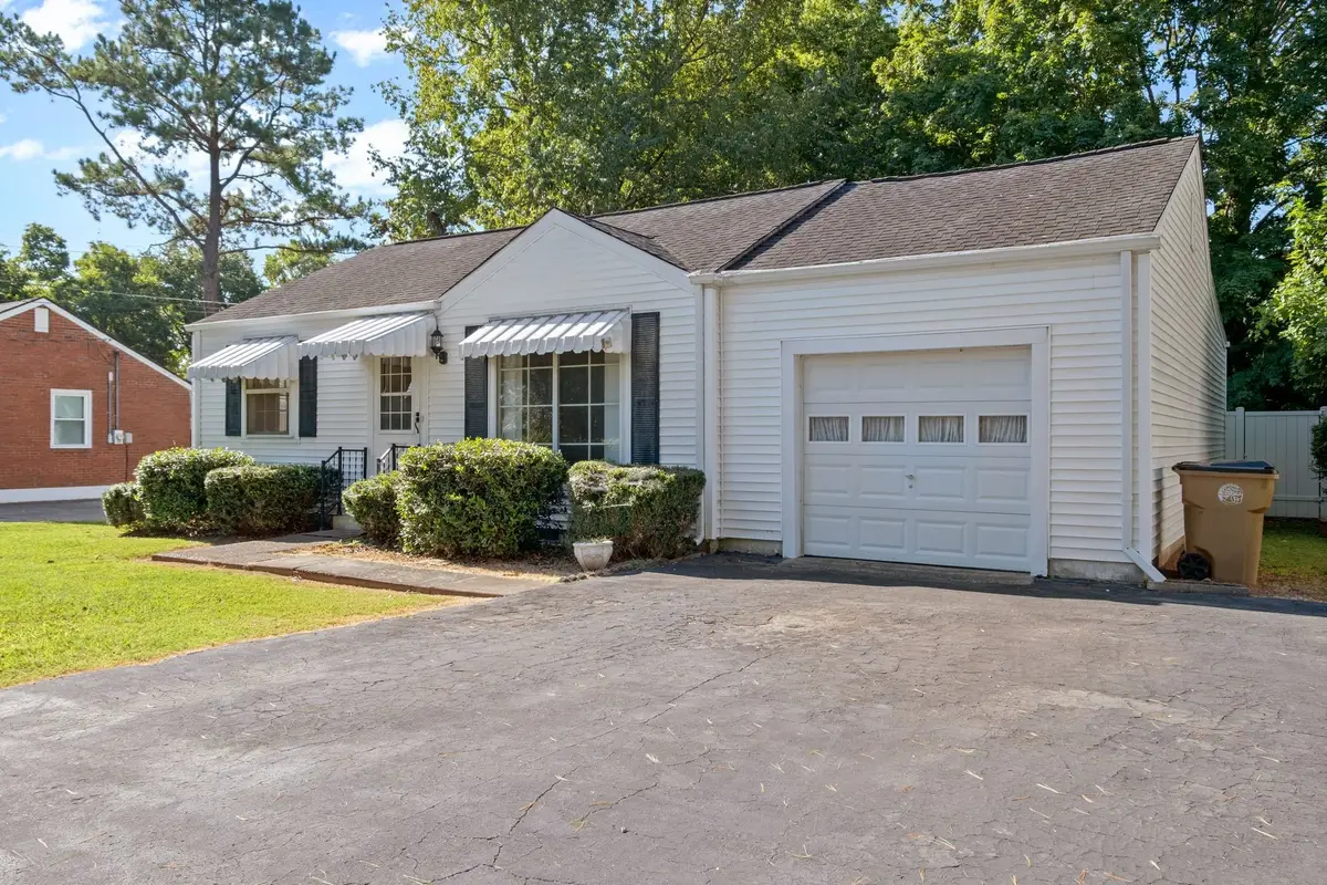 2837 Colonial Cir, Nashville, TN 37214 - #1