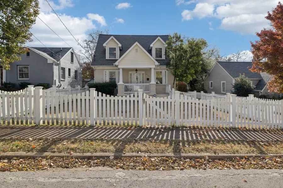2507 Sunset Pl, Nashville, TN 37212 - #3