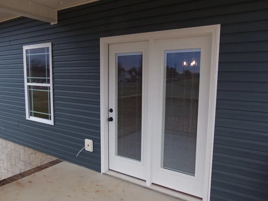 1068 Cherry Blossom Ln, Clarksville, TN 37040 - #2