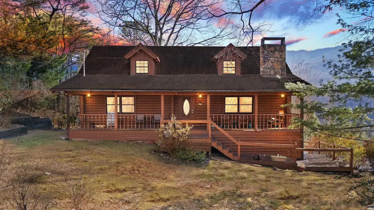 549 Geneva Ln, Gatlinburg, TN 37738 - #1