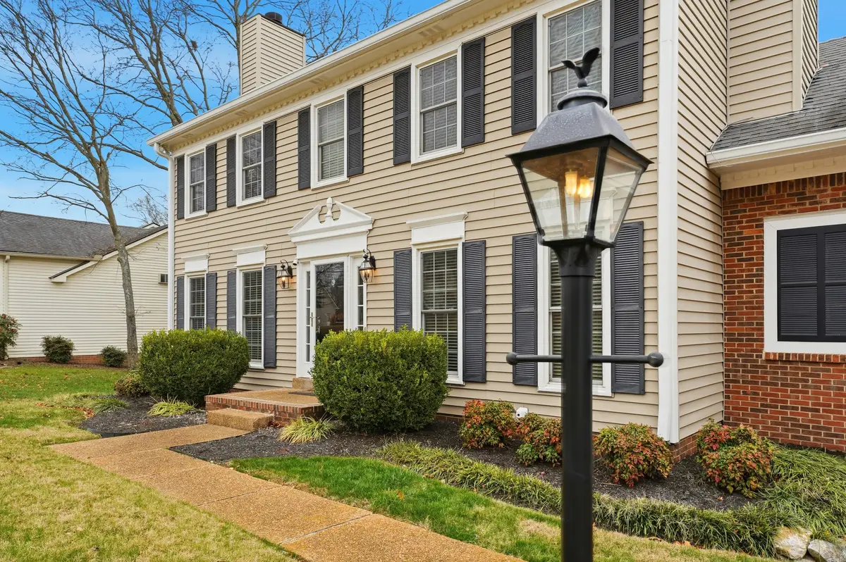 129 Devonshire Trl, Hendersonville, TN 37075 - Image #1