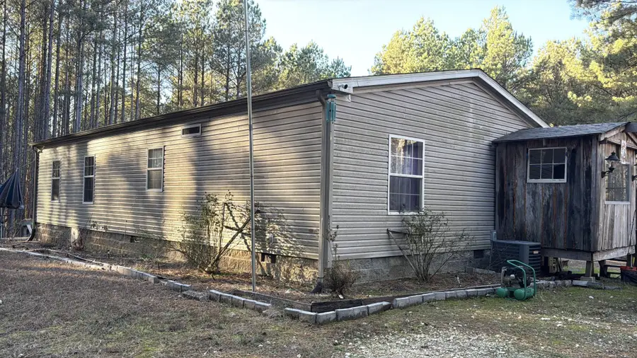 1239 Bald Knob Rd, Holladay, TN 38341 - #2