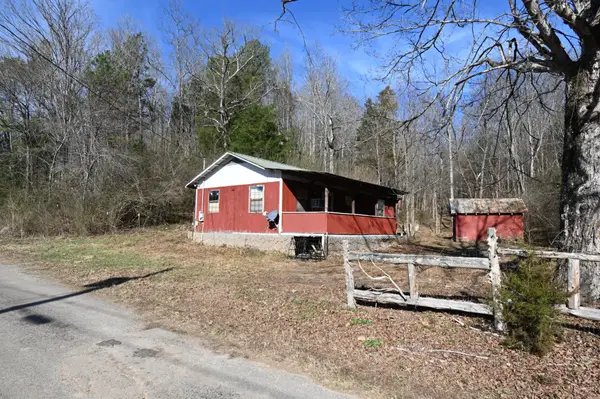 3385 Rockhouse Rd, Linden, TN 37096
