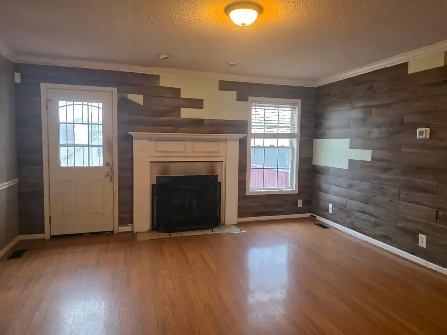 1050 Periwinkle Pl, Clarksville, TN 37040 - #2