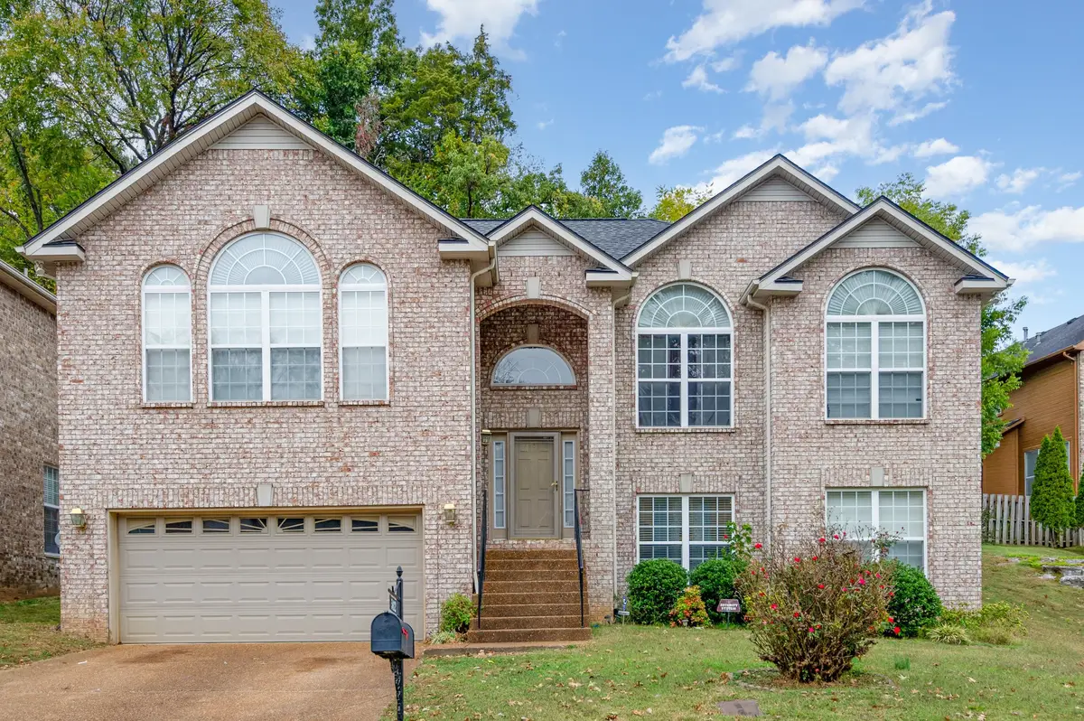 5112 W Oak Highland Dr, Antioch, TN 37013 - Image #1