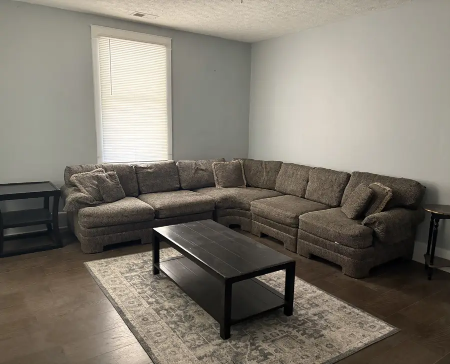 317 E Main St, Waverly, TN 37185 - #2