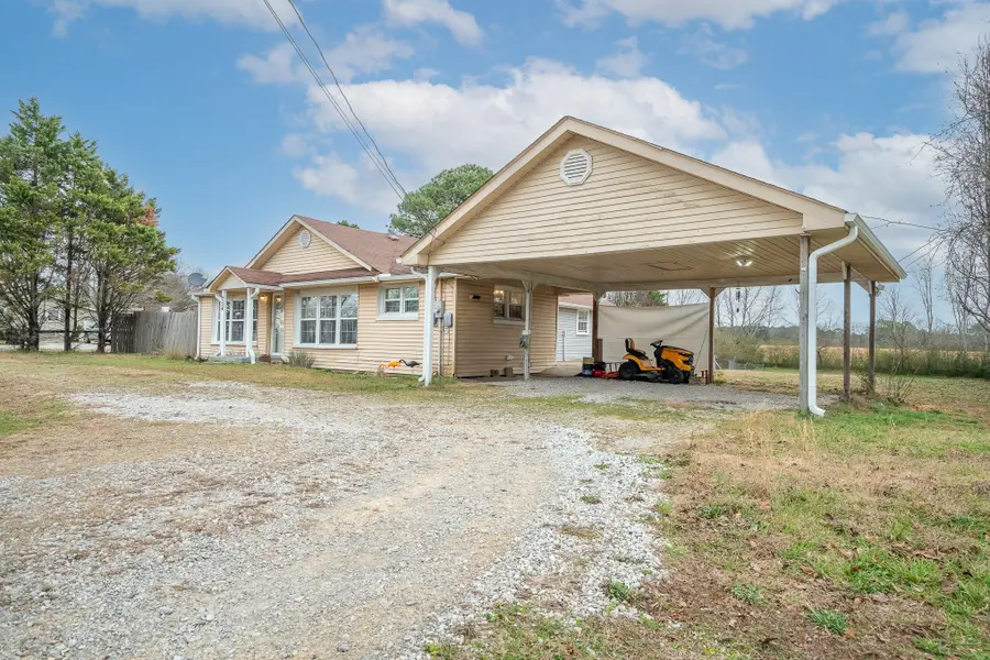 734 N Military St, Loretto, TN 38469 - #3