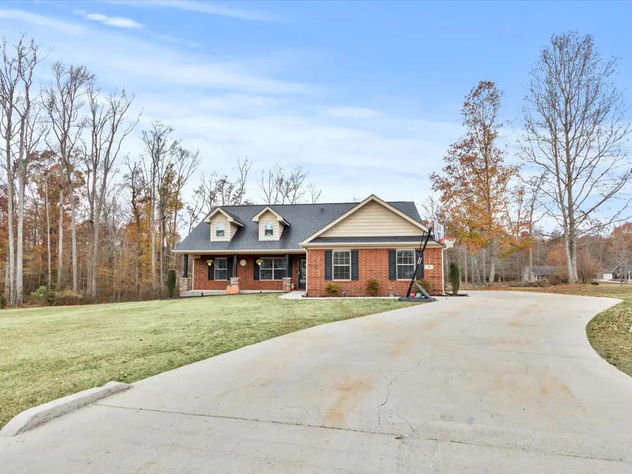 9 Villa Cir, Fayetteville, TN 37334 - Image #2