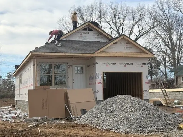 135 Illinois Ave, Oak Grove, KY 42262