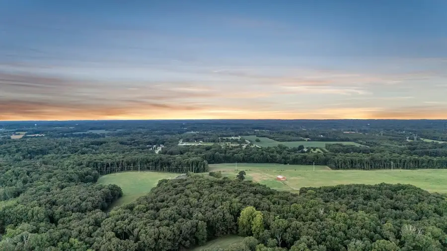 364B Cook Rd, Tullahoma, TN 37388 - Image #2