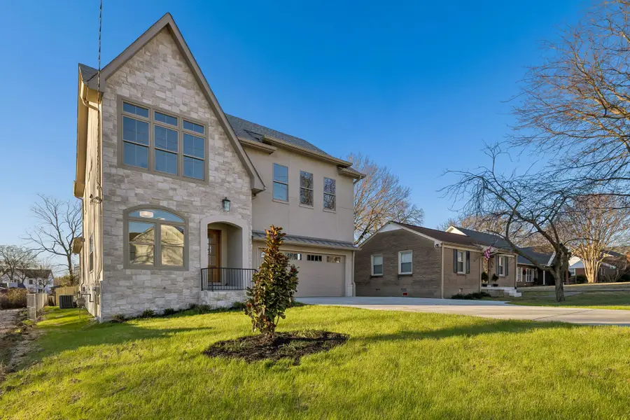 641 Westboro Dr, Nashville, TN 37209 - Image #2