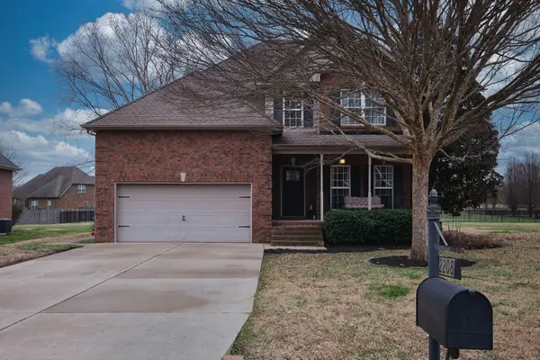 2208 Salem Woods Dr, Rockvale, TN 37153