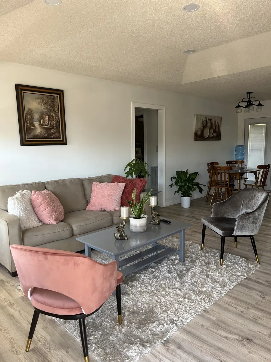 343 Donna Dr, Clarksville, TN 37042 - #2