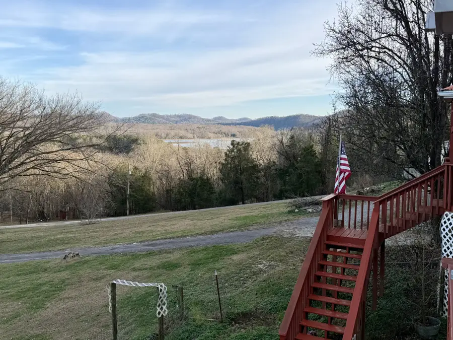 14 Cordell Hull Ln, Elmwood, TN 38560 - Image #2