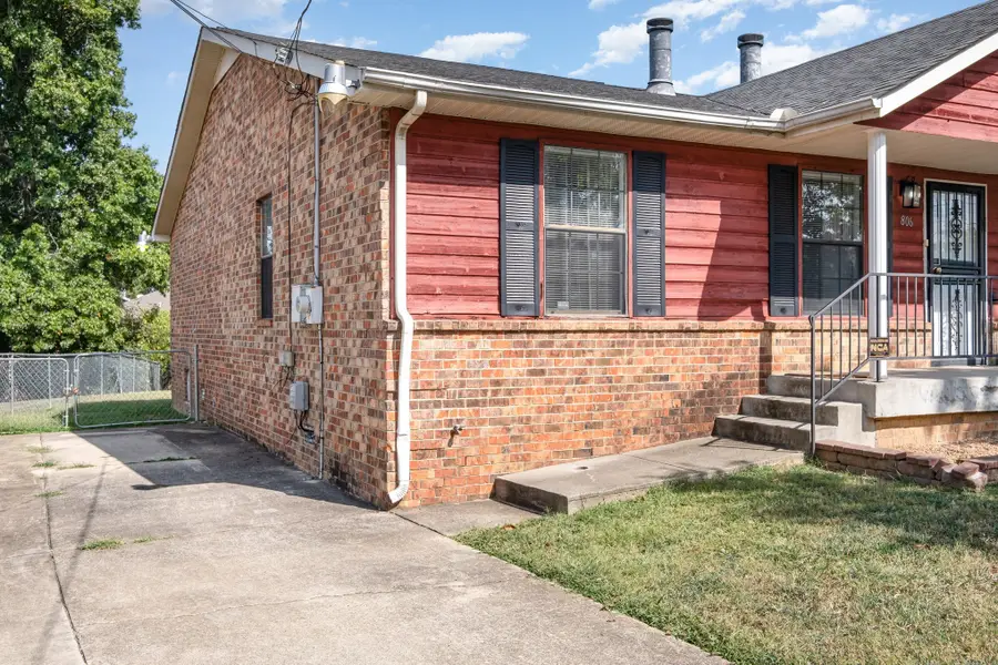 806 Charlie Pl, Nashville, TN 37207 - Image #2