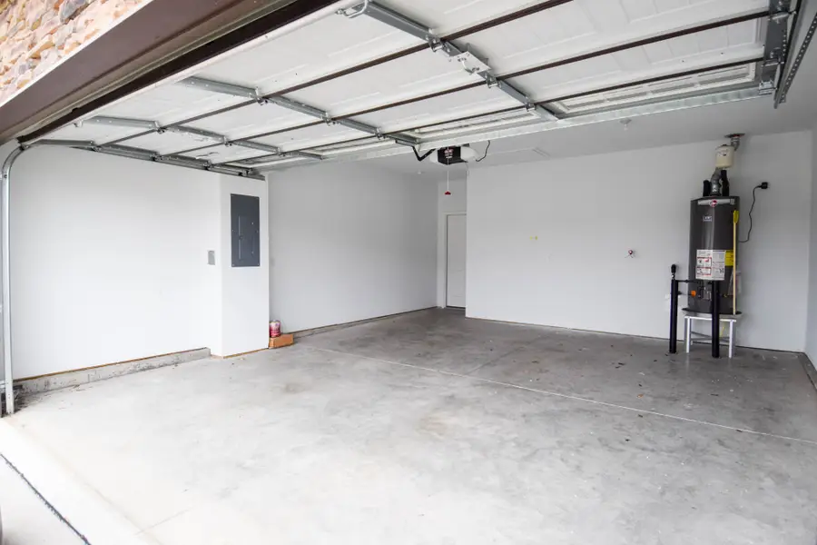 1640 Foston Ln, Gallatin, TN 37066 - Image #2