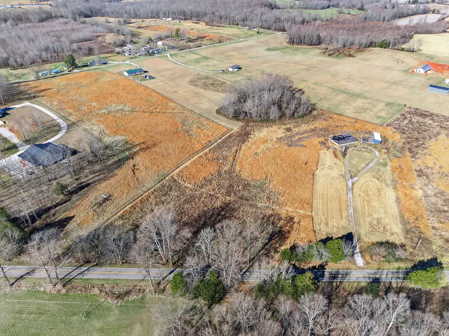 4956 Franks Ferry Rd, Sparta, TN 38583 - #2