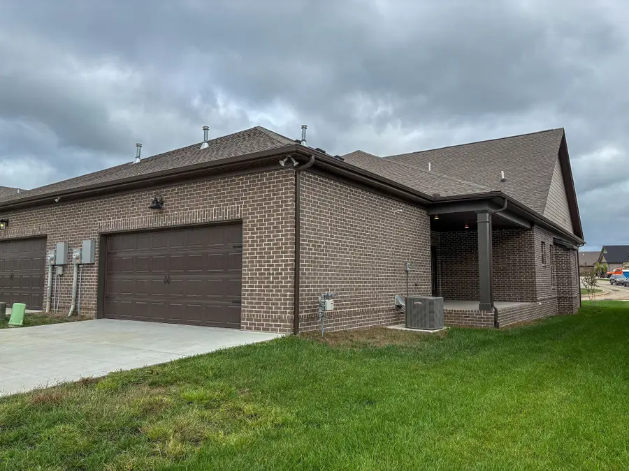 2033 Horseshoe Cir Lot 215, Gallatin, TN 37066 - #2