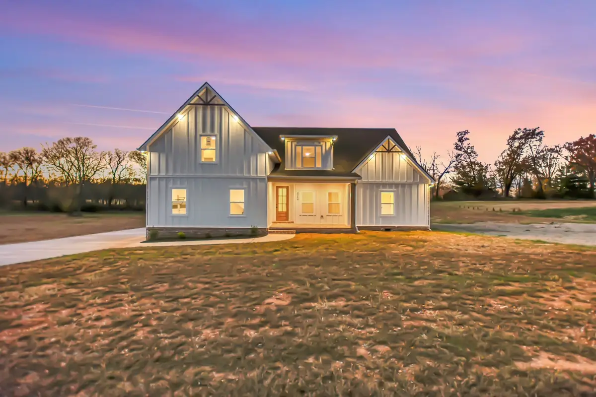 4954 Royal View Way, Clarksville, TN 37040 - Image #1