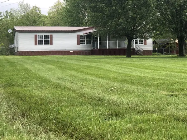 1171 Summertown Hwy, Hohenwald, TN 38462